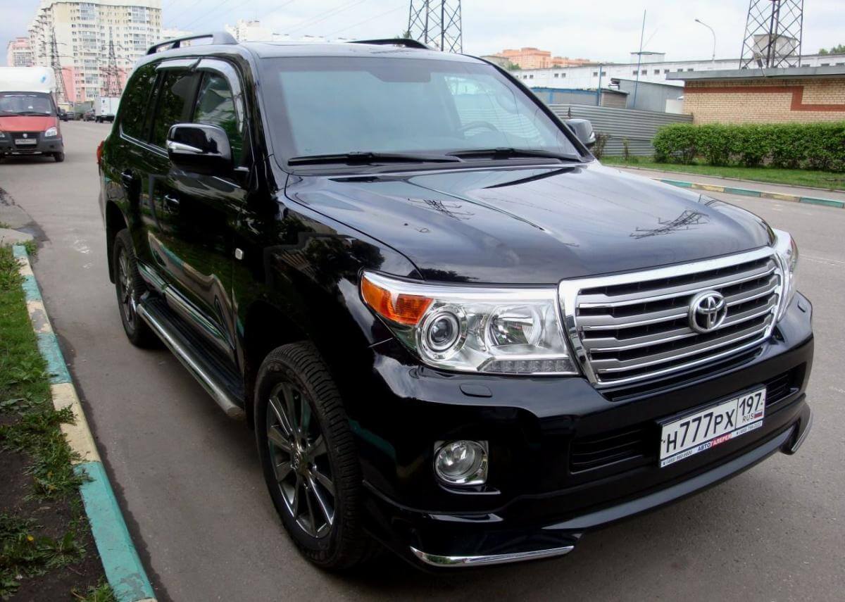 Toyota Land Cruiser 200